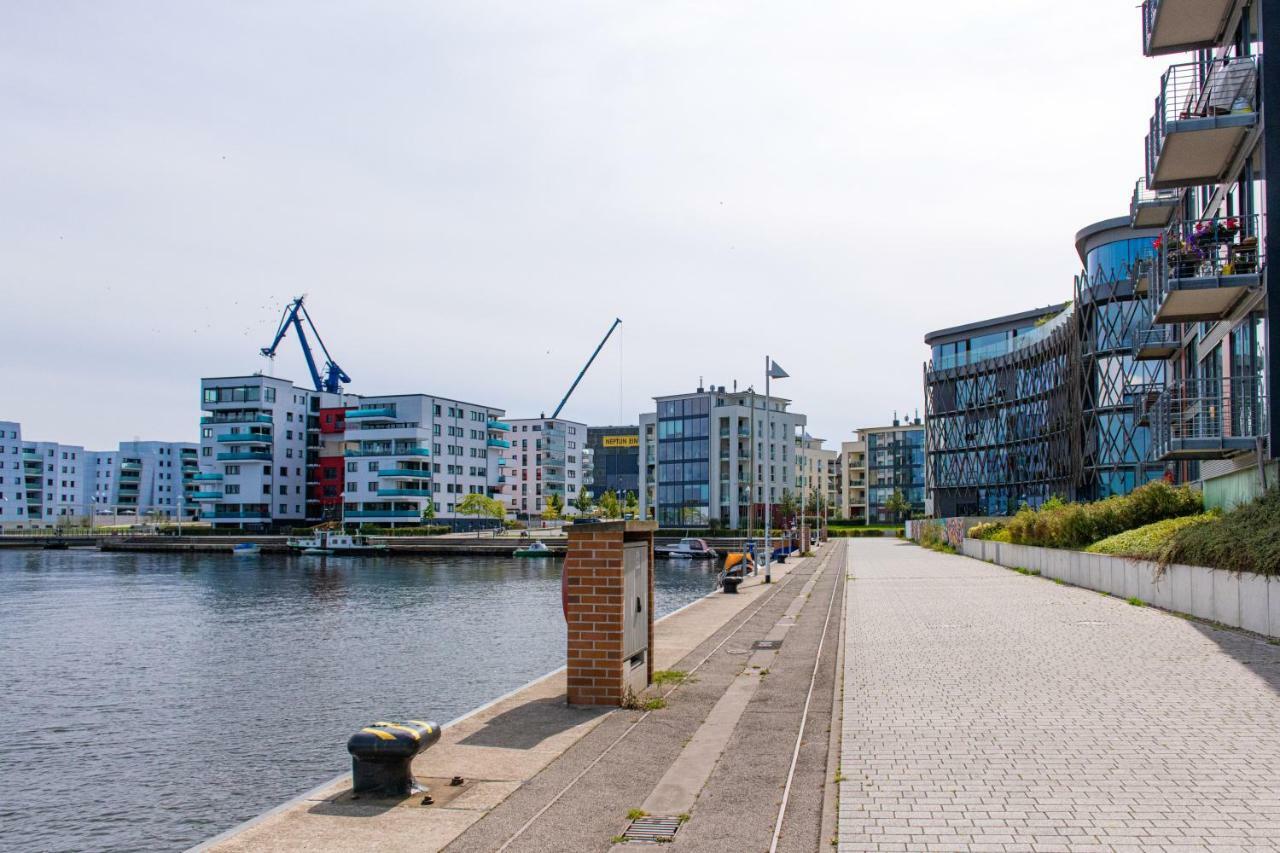 "Myharbourfront", Luxurioeses Wohnen An Der Hafenmole Apartment Rostock Exterior photo
