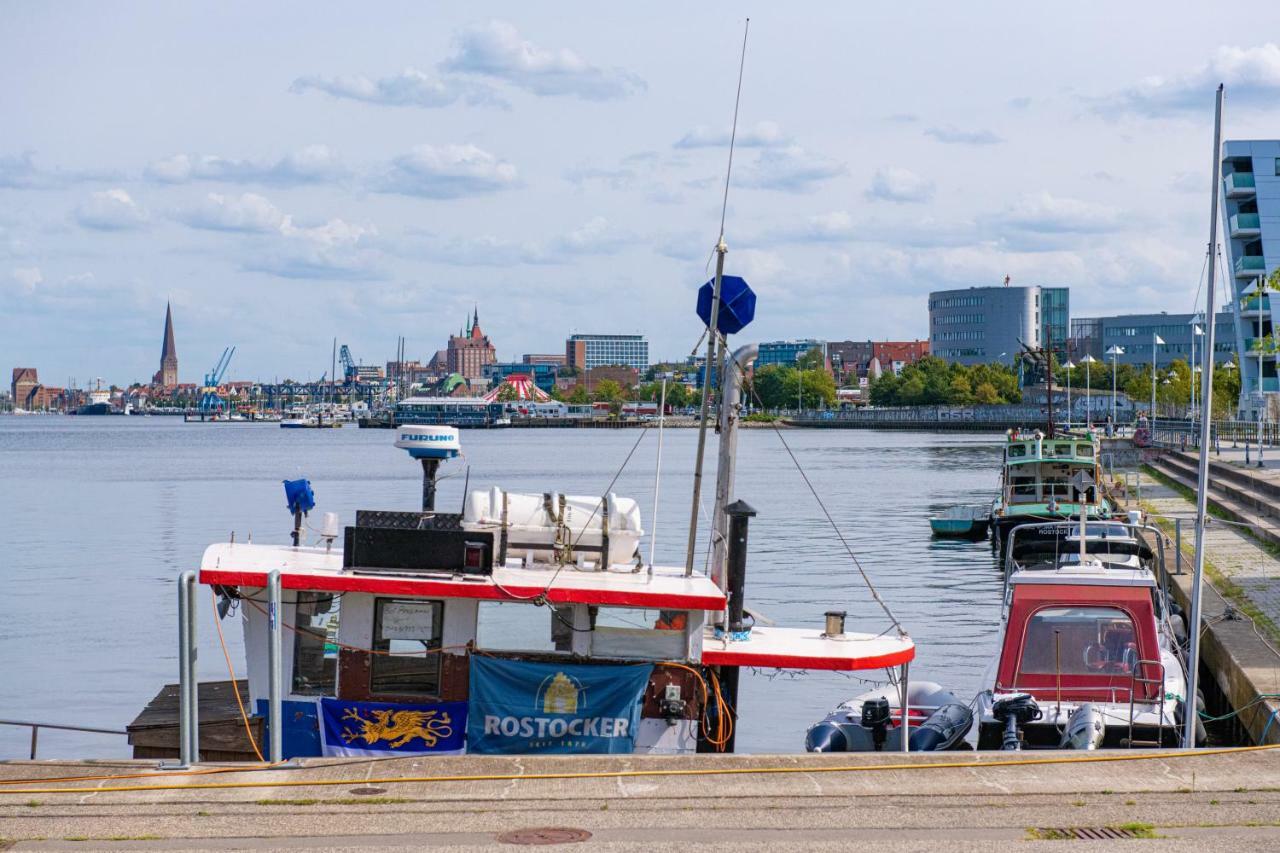 "Myharbourfront", Luxurioeses Wohnen An Der Hafenmole Apartment Rostock Exterior photo